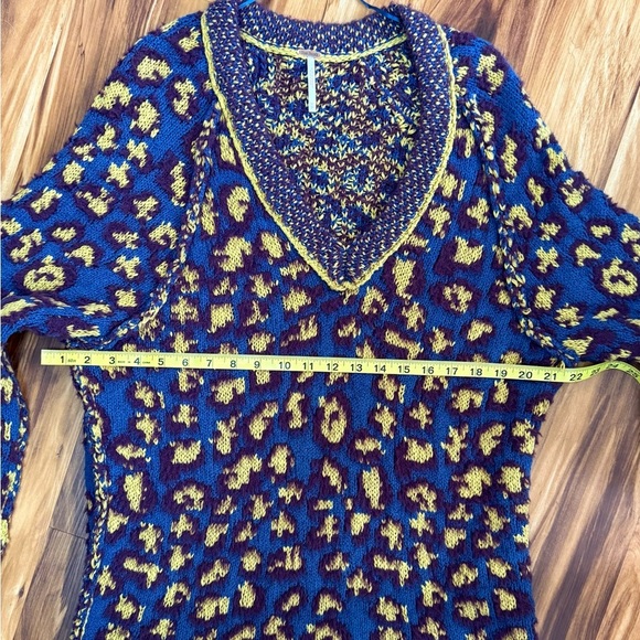 Free People Little Animal Knit V-Neck Sweater in Blue Fig - Picture 7 of 7